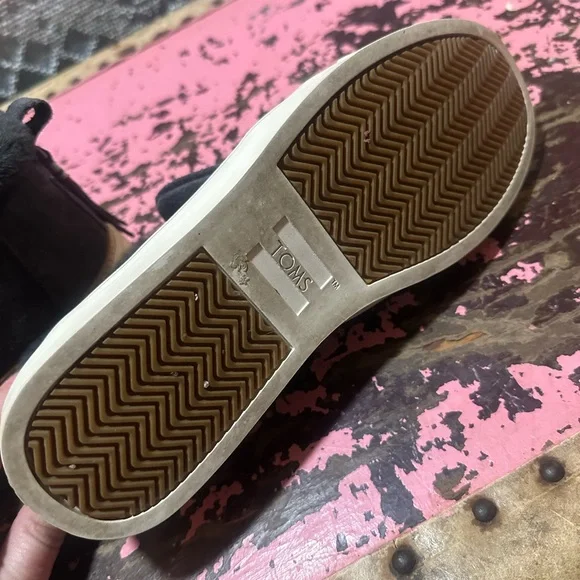 TOMS Paxton Grey faux fur bootie sz 8.5 - Picture 5 of 7